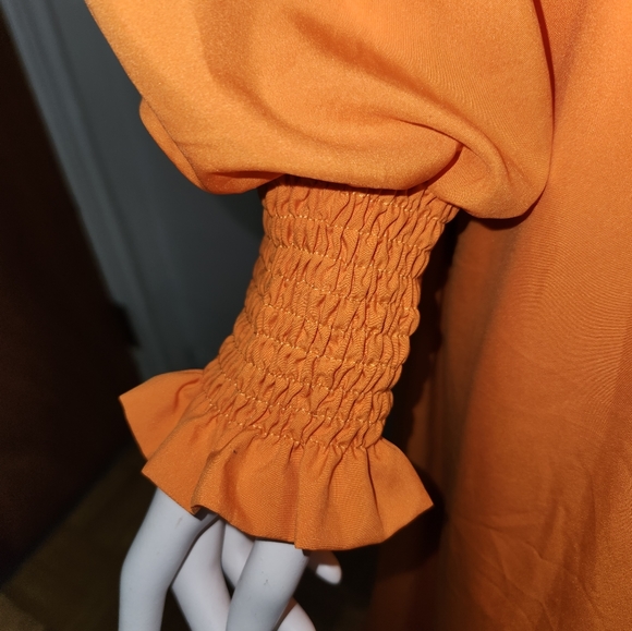 🧡🩷COLOR BLOCK DRESS🧡🩷 - Picture 3 of 4